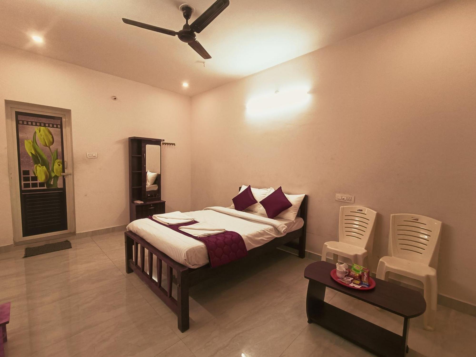Hotel Cloud Residency Yercaud Esterno foto