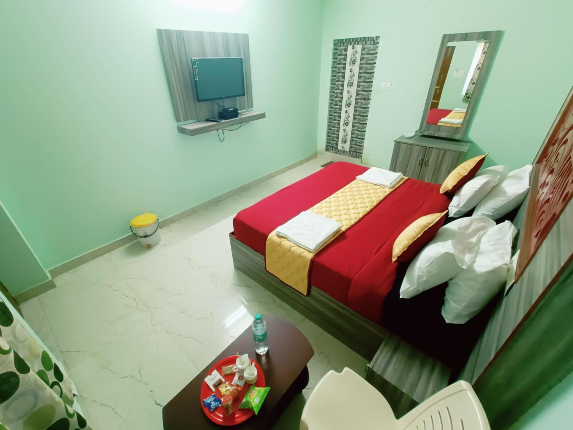 Hotel Cloud Residency Yercaud Esterno foto